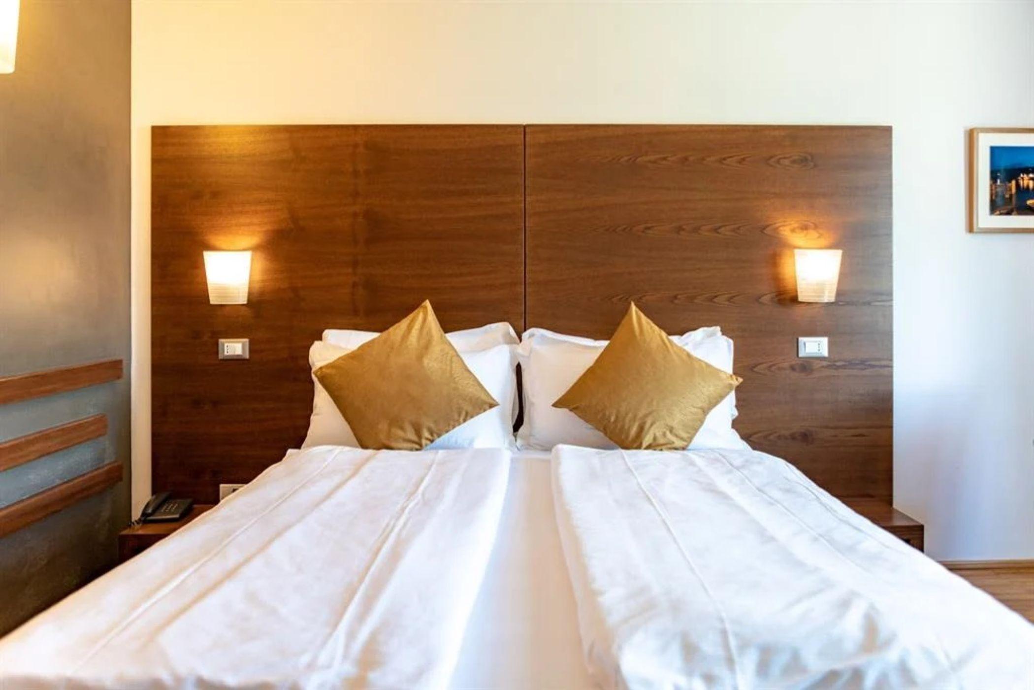 Hotel Cortese Armeno Екстер'єр фото