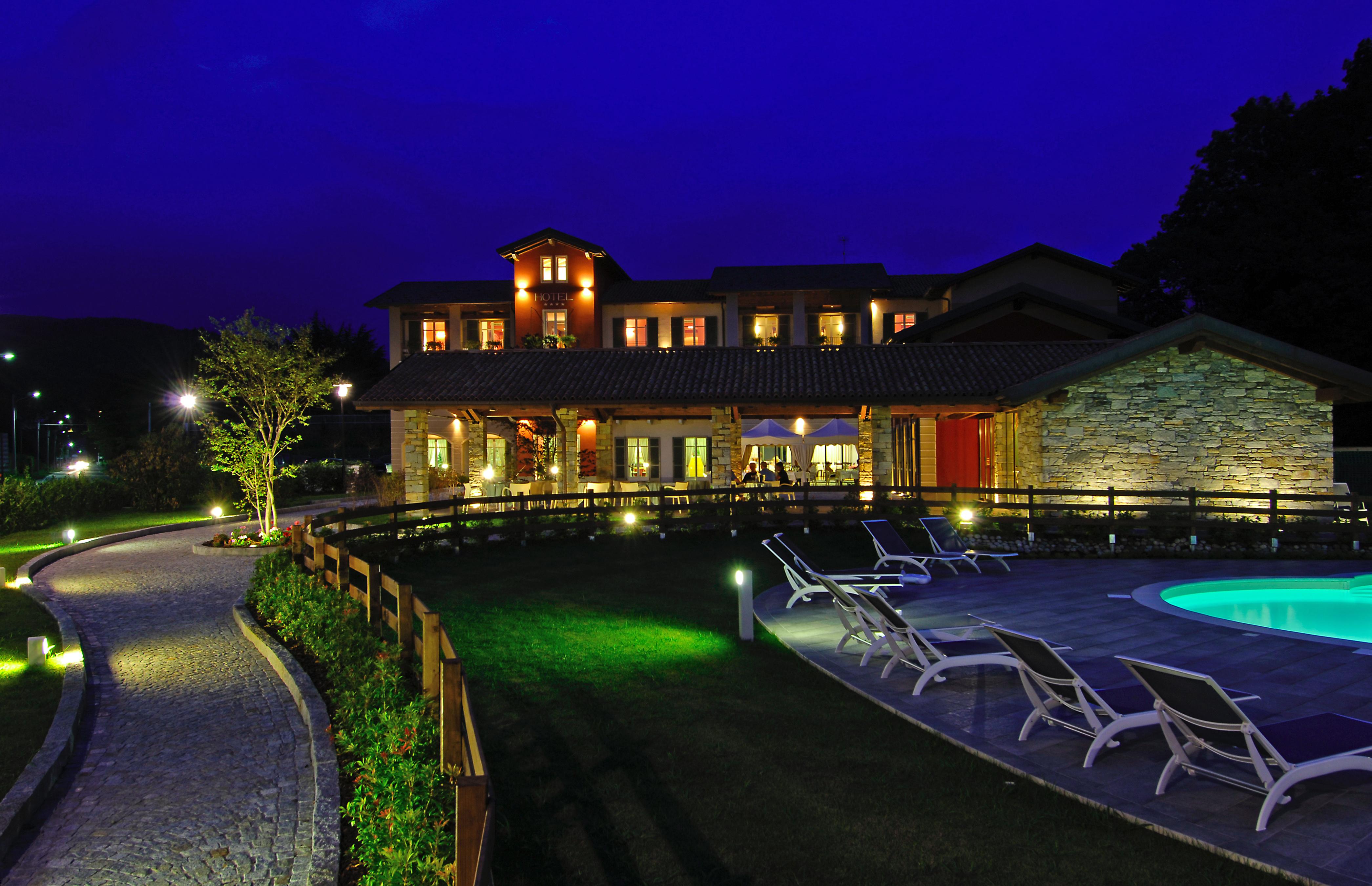 Hotel Cortese Armeno Екстер'єр фото