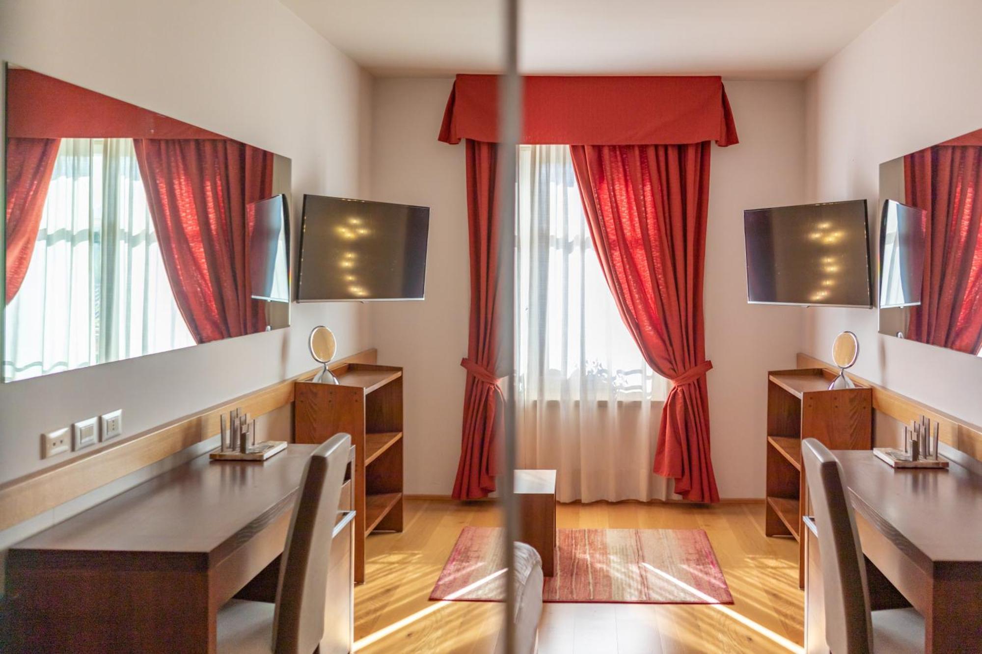 Hotel Cortese Armeno Екстер'єр фото